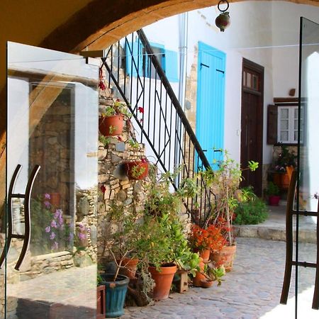 Aperanti Agrotourism Bed & Breakfast Pera Orinis Exterior foto