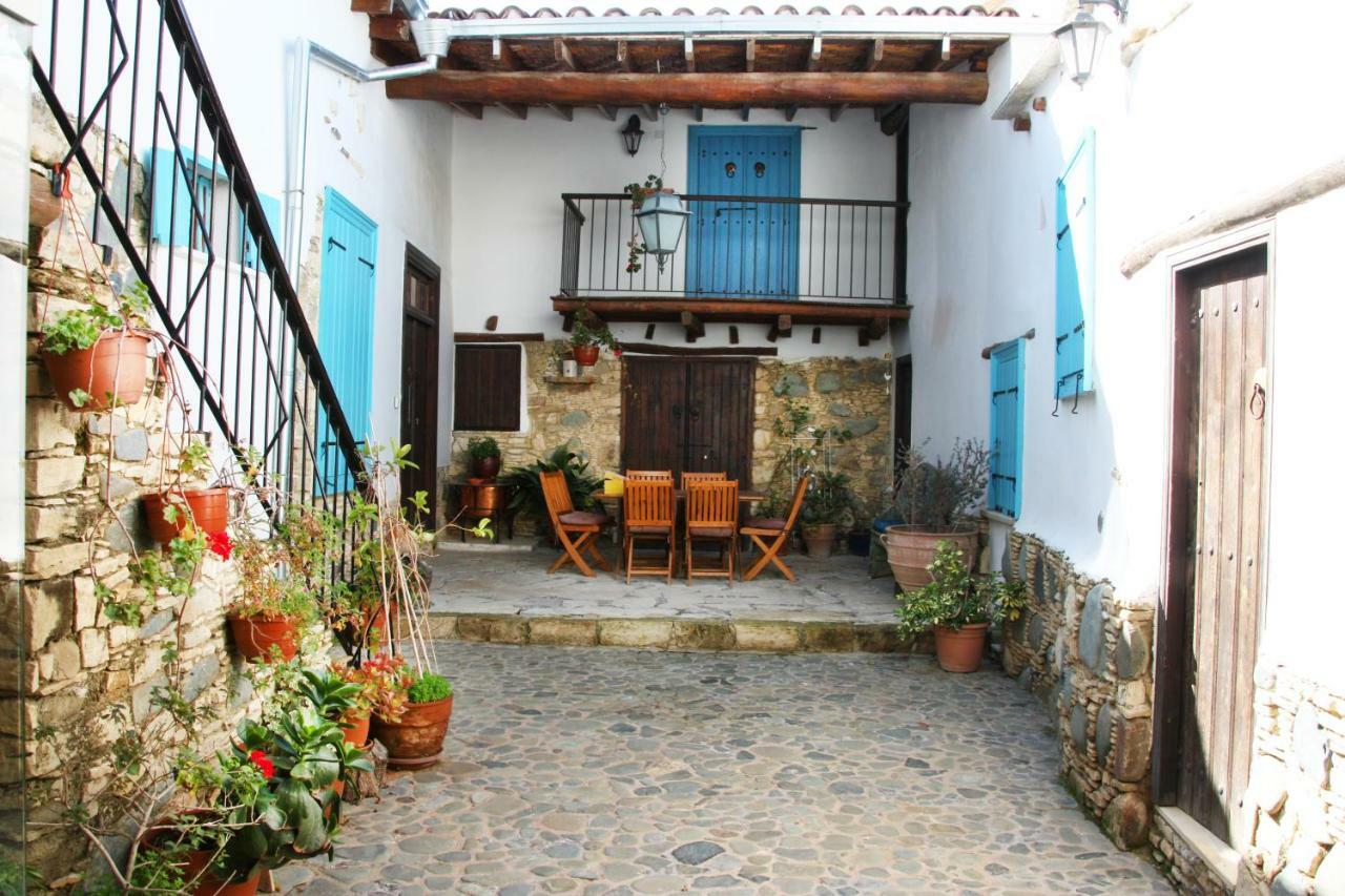Aperanti Agrotourism Bed & Breakfast Pera Orinis Exterior foto